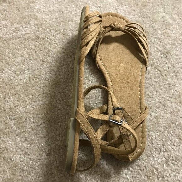 Women's Old Navy Tan Sandals Strappy 9 NEW - Picture 3 of 5
